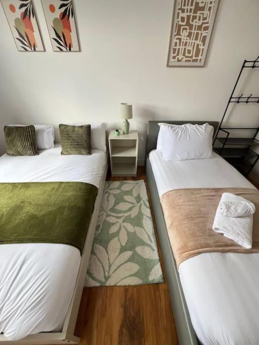 2 Bedroom Apartment Near Station London Luaran gambar